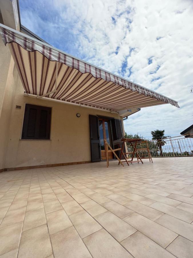 Casa Vacanze "Sautufao" Santa Venerina Exterior foto